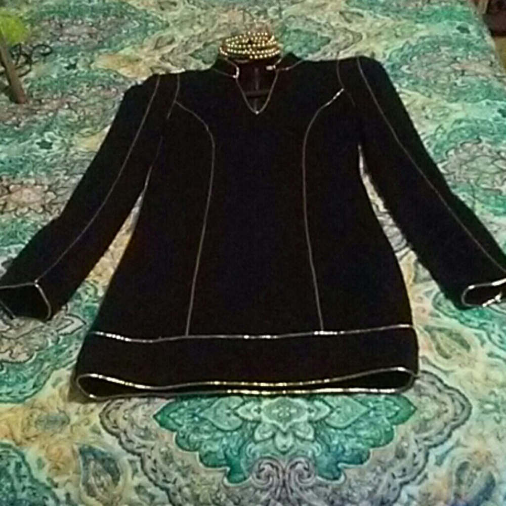 Dress - Picture 2 of 2